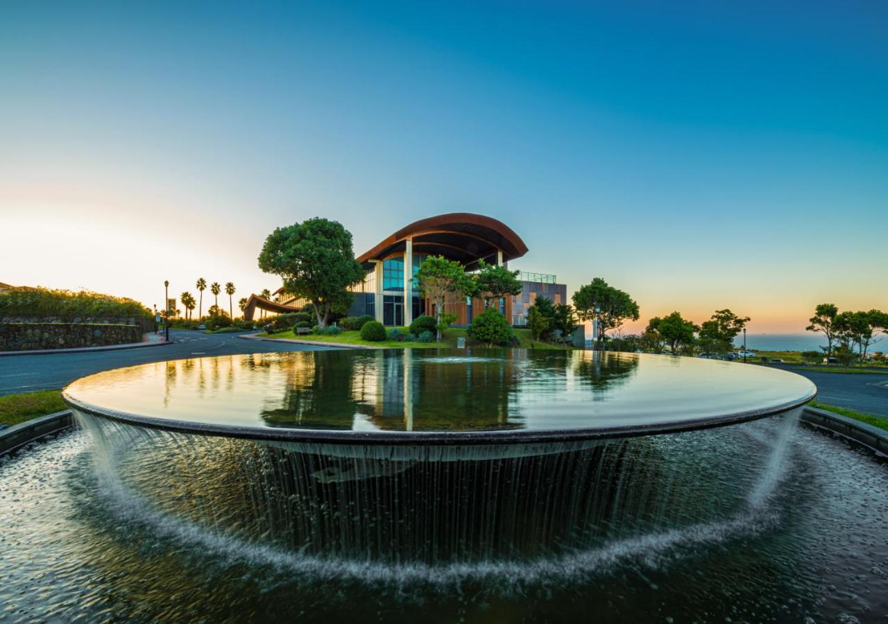 Camphortree Hotel And Resort Jeju Ngoại thất bức ảnh