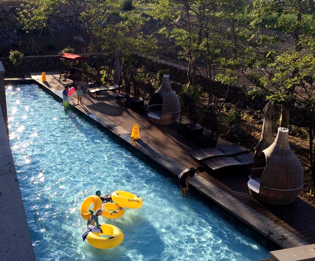 Camphortree Hotel And Resort Jeju Ngoại thất bức ảnh