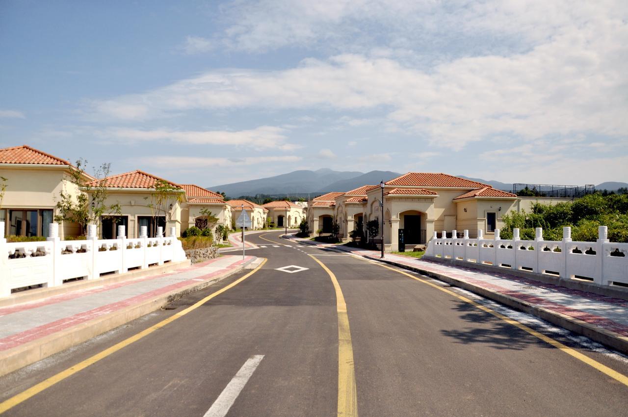 Camphortree Hotel And Resort Jeju Ngoại thất bức ảnh