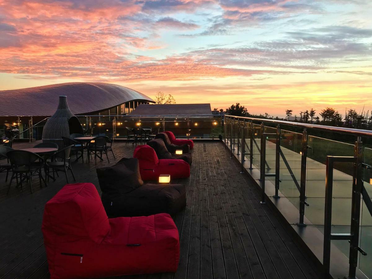 Camphortree Hotel And Resort Jeju Ngoại thất bức ảnh