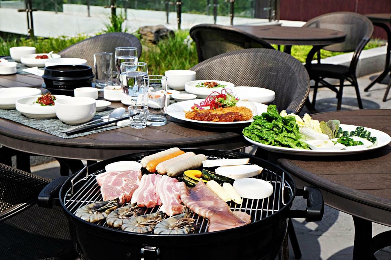 Camphortree Hotel And Resort Jeju Ngoại thất bức ảnh